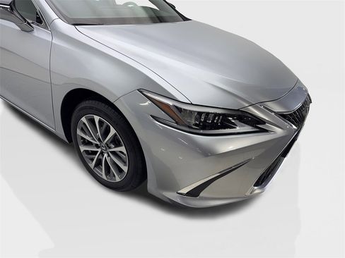 Used 2024 Lexus ES 350 image 19