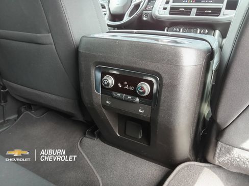Certified 2022 Chevrolet Suburban LS AWD/4WD image 21
