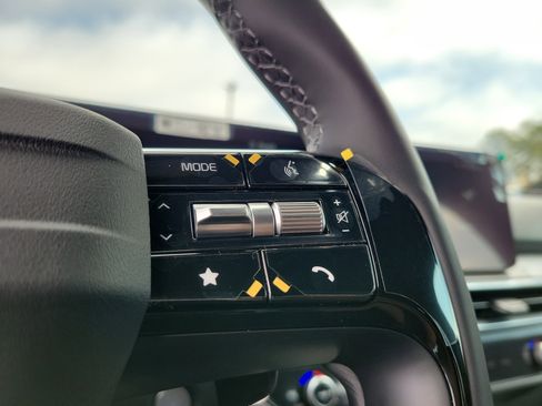 New 2026 Kia Sorento SX Prestige AWD/4WD image 25
