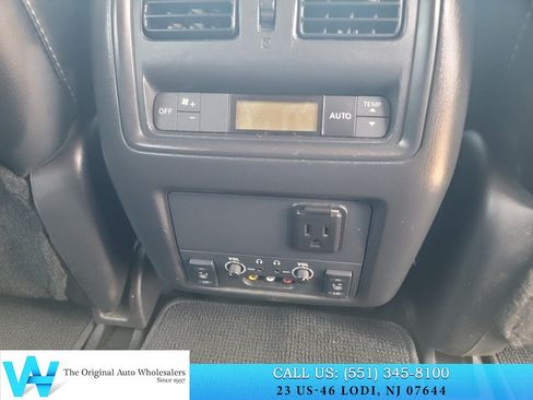 Used 2014 Nissan Pathfinder Platinum w/ Platinum Premium Package AWD/4WD image 23