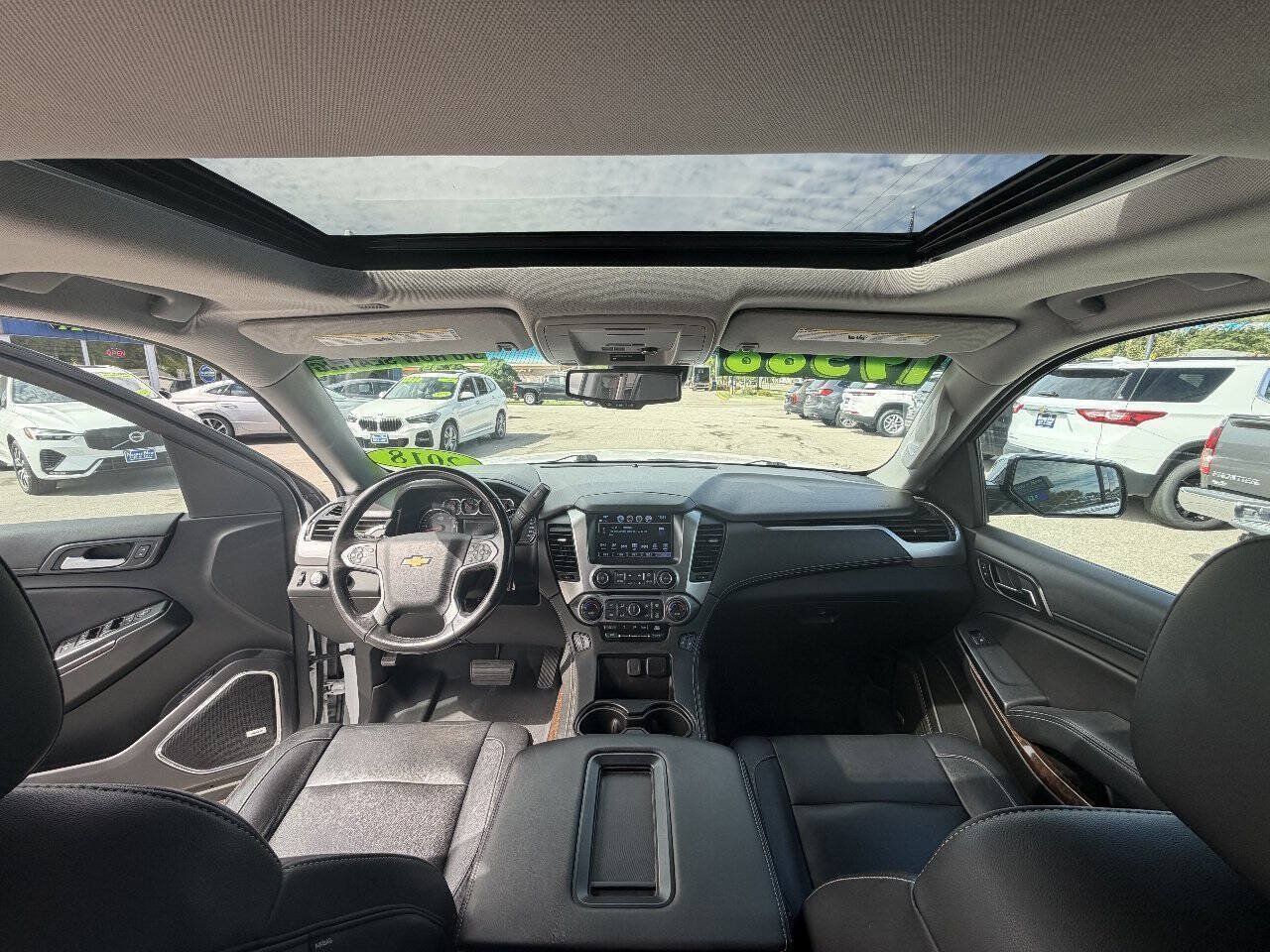 Used 2018 Chevrolet Suburban LT AWD/4WD image 12
