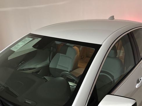 Used 2025 Chevrolet Malibu LT image 12