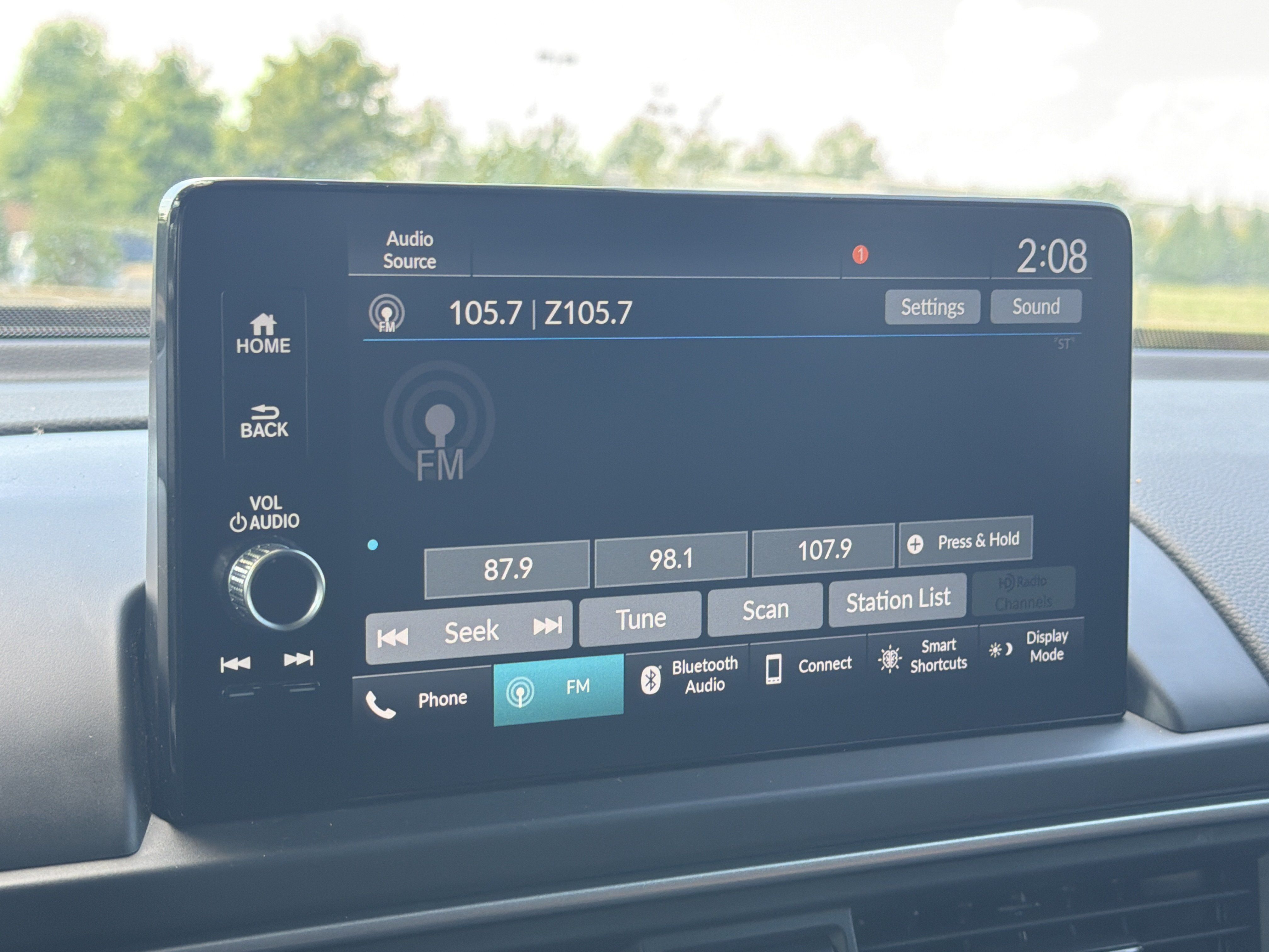Used 2025 Honda Pilot EX-L image 13