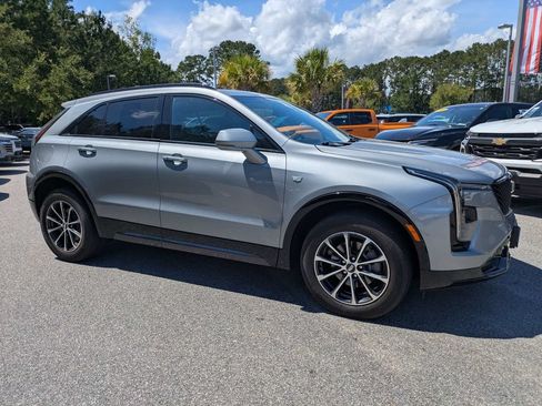 Used 2024 Cadillac XT4 Sport AWD/4WD image 2