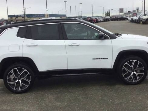 New 2025 Jeep Compass Limited w/ Elite Group image 9