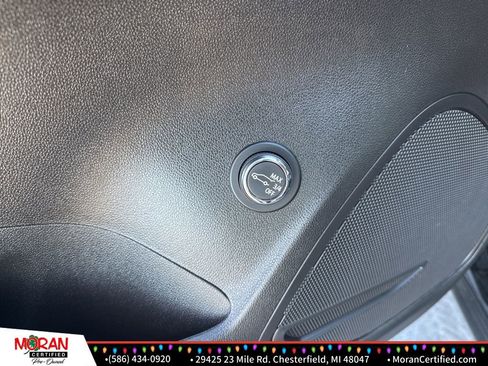 Used 2022 Buick Envision Essence w/ Safety Package image 12