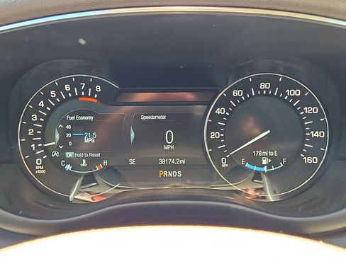 Used 2017 Lincoln MKC Select w/ Select Plus Package FWD image 20