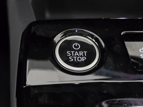 New 2025 Audi A6 e-tron Ultra image 25