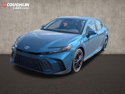 New 2026 Toyota Camry SE w/ Multimedia Upgrade Package FWD image 3