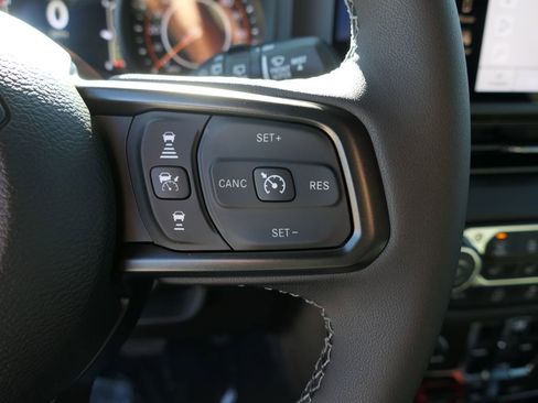 New 2026 Jeep Wrangler Unlimited Rubicon w/ Xtreme 35 Tire Package image 12