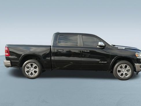 Used 2022 RAM 1500 Laramie AWD/4WD image 10