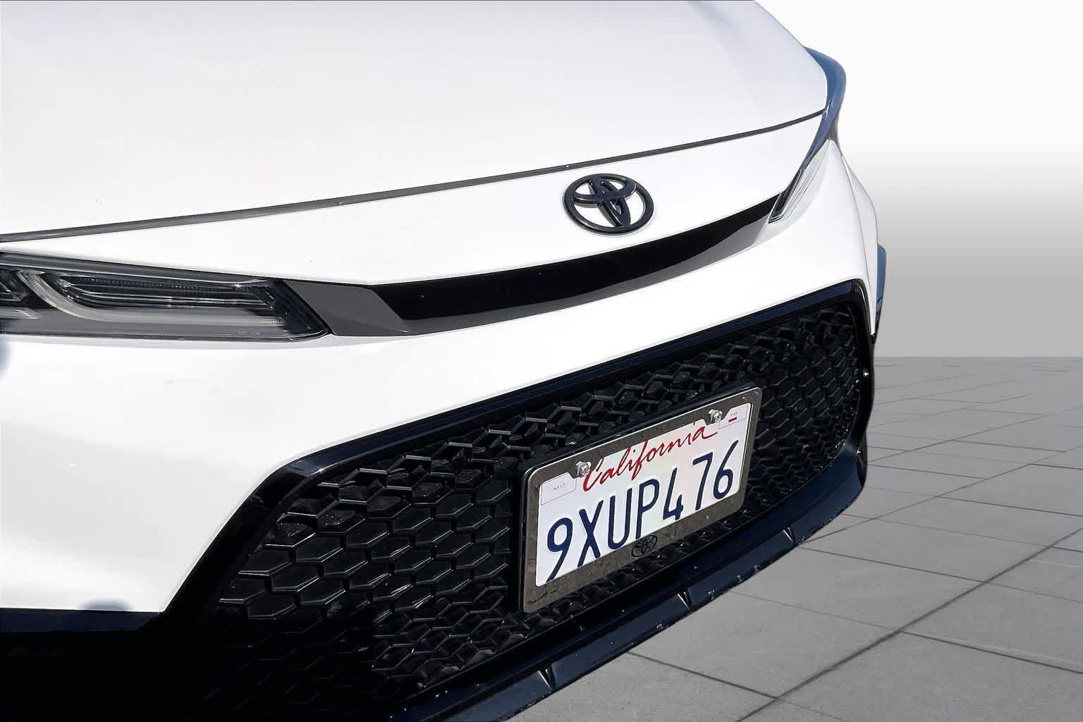 Used 2022 Toyota Corolla SE w/ Carpet Mat Package (TMS) FWD image 28