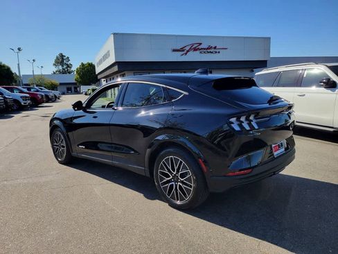 Certified 2025 Ford Mustang Mach-E Premium AWD/4WD image 3