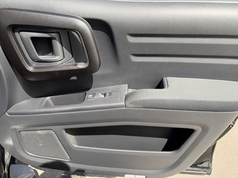 Used 2014 Honda Ridgeline Sport image 28