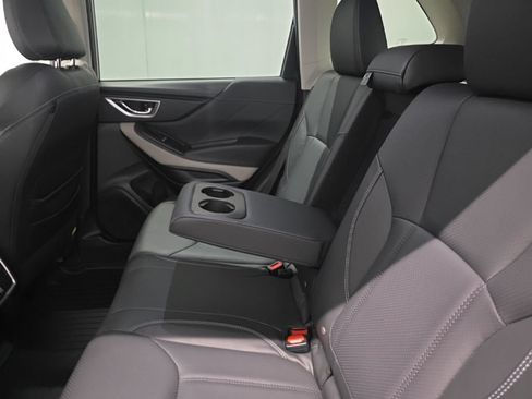 Certified 2023 Subaru Forester Limited AWD/4WD image 10