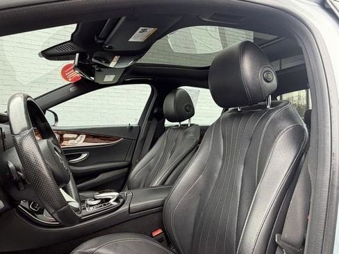 Used 2017 Mercedes-Benz E 300 4MATIC image 11