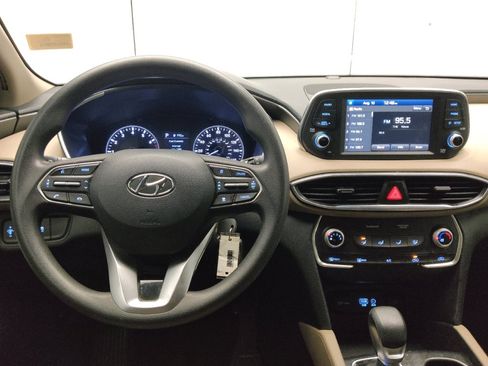 Used 2020 Hyundai Santa Fe SE FWD image 22