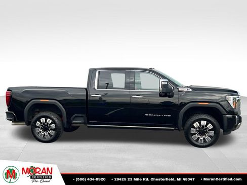 Used 2024 GMC Sierra 2500 Denali w/ Denali Reserve Package AWD/4WD image 6