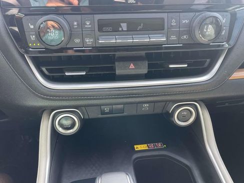 Used 2025 Toyota Grand Highlander FWD image 36