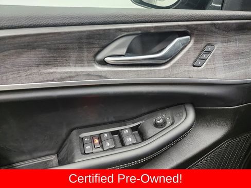 Certified 2025 Jeep Grand Cherokee Limited image 10