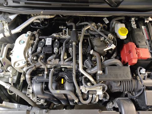 Used 2024 Nissan Sentra SV FWD image 30