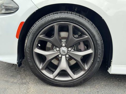 Used 2019 Dodge Charger GT RWD image 7