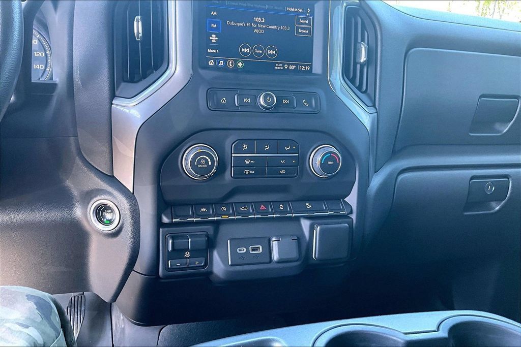 Used 2023 Chevrolet Silverado 1500 Custom Trail Boss w/ LPO, Dark Essentials Package AWD/4WD image 16