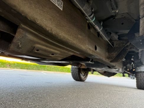 Used 2018 Chevrolet Silverado 3500 LT w/ LT Convenience Package image 24