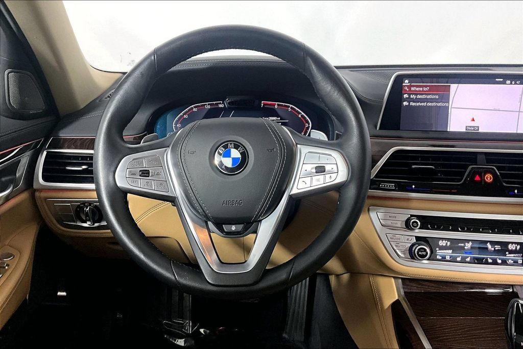 Used 2022 BMW 750i xDrive AWD/4WD image 5