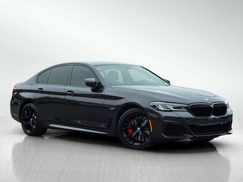 Used 2023 BMW 530e w/ M Sport Package RWD image 1