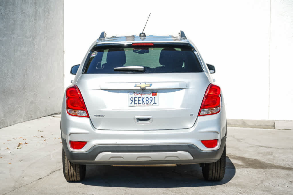 Used 2019 Chevrolet Trax LT w/ LT Convenience Package FWD image 7