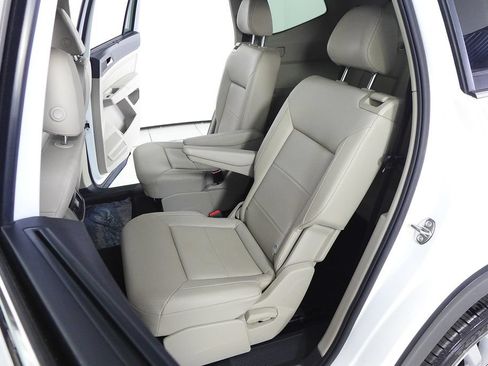 Used 2023 Volkswagen Atlas SE AWD/4WD image 21