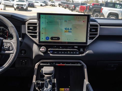New 2026 Toyota Tundra Limited AWD/4WD image 17