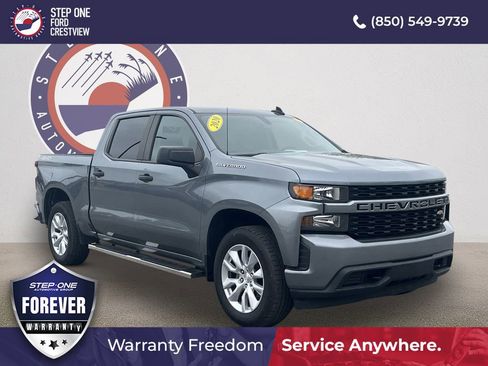 Used 2020 Chevrolet Silverado 1500 Custom w/ Custom Value Package image 1