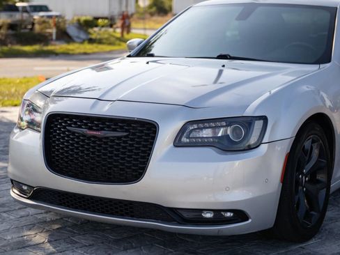 Used 2021 Chrysler 300 S RWD image 6