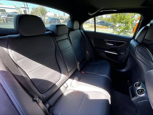 Used 2023 Mercedes-Benz C 300 Sedan image 27