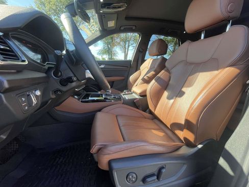Certified 2023 Audi Q5 e Prestige w/ Prestige Package AWD/4WD image 18