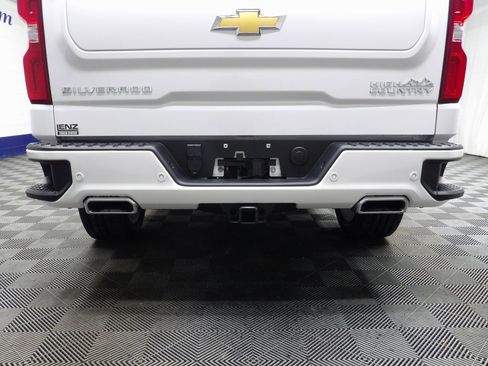 Used 2023 Chevrolet Silverado 1500 High Country w/ Technology Package image 46