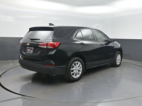 Used 2024 Chevrolet Equinox LS w/ LS Convenience Package FWD image 31