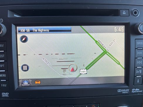 Used 2013 GMC Yukon XL Denali image 21