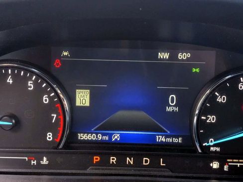 Used 2024 Ford Explorer ST-Line w/ Class IV Trailer Tow Package image 18