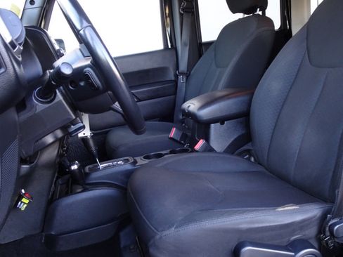 Used 2016 Jeep Wrangler Unlimited Sport image 11