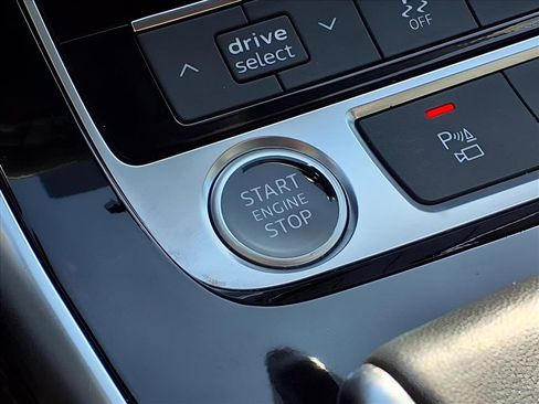 Used 2024 Audi Q7 2.0T Premium Plus image 11