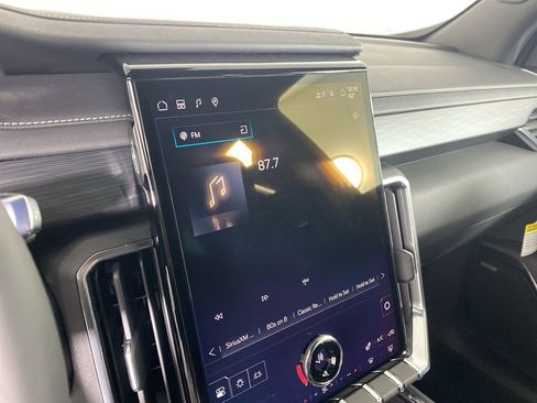 New 2026 GMC Acadia Elevation w/ Elevation Premium Package image 15