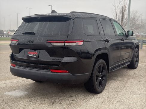 Used 2024 Jeep Grand Cherokee L Limited w/ Luxury Tech Group II image 5