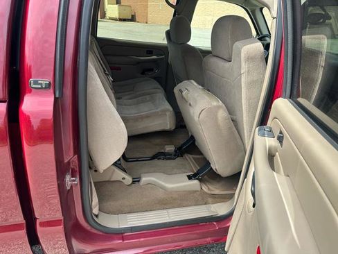 Used 2006 Chevrolet Silverado 1500 LT w/ Light Duty Power Package image 16