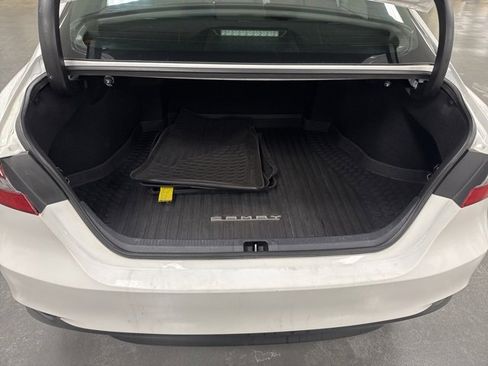 Used 2022 Toyota Camry LE image 15