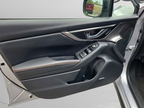 Used 2020 Subaru Crosstrek 2.0i Limited w/ Moonroof Package w/Navigation AWD/4WD image 14