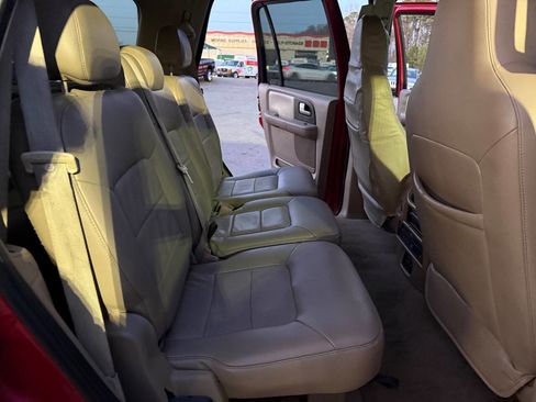 Used 2004 Ford Expedition Eddie Bauer image 7