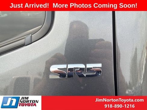 Used 2020 Toyota Tacoma SR5 image 7